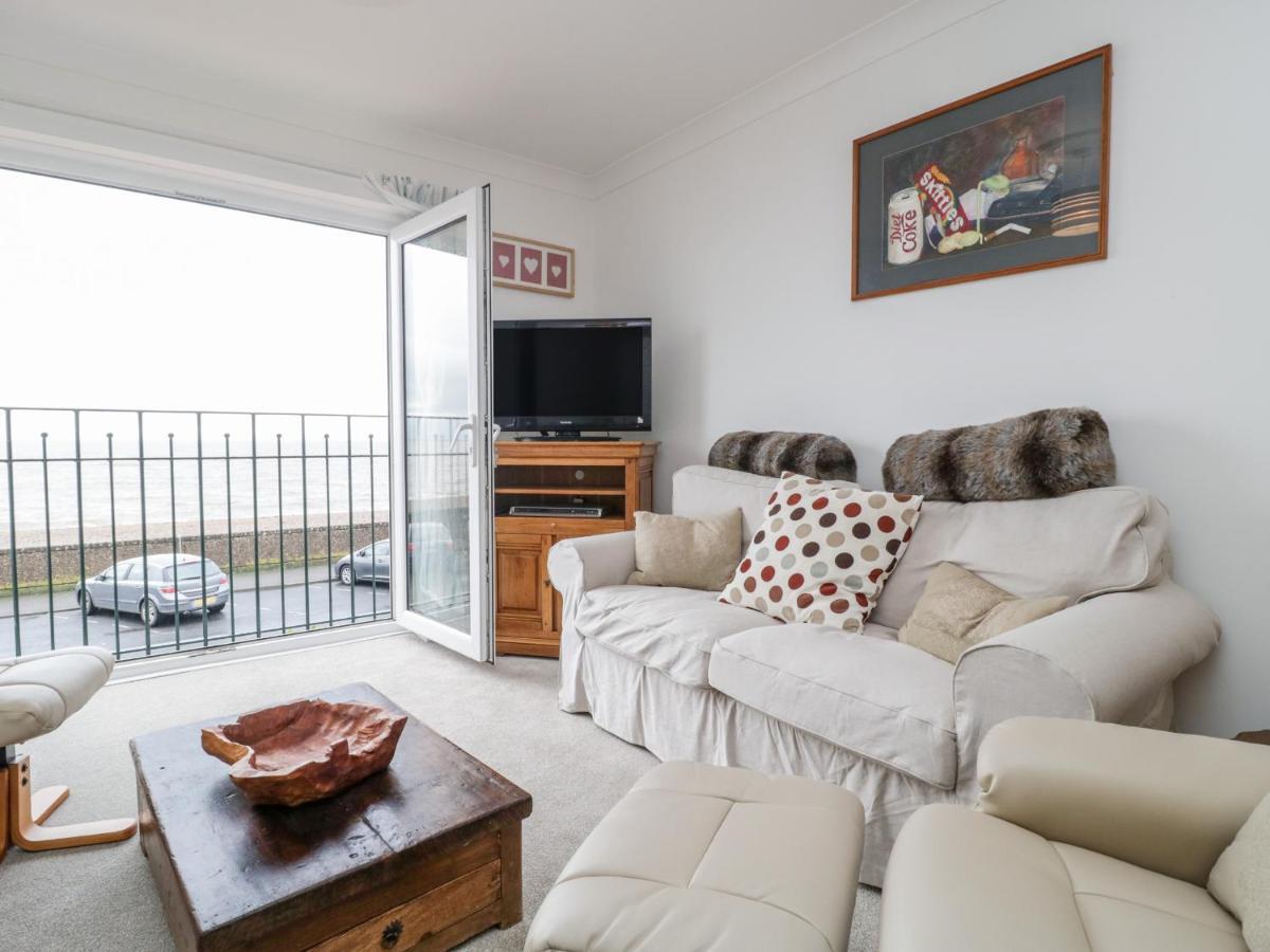 14 Lyme Mews Villa Сийтън Екстериор снимка