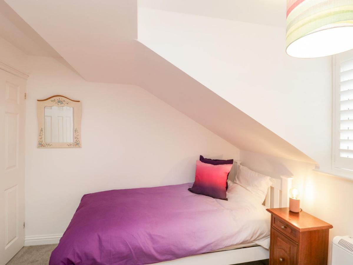 14 Lyme Mews Villa Сийтън Екстериор снимка