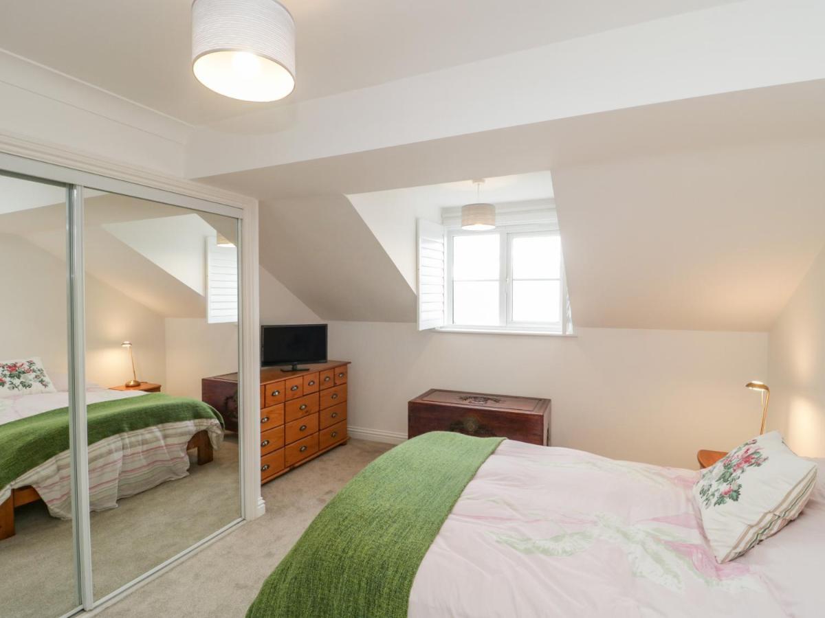 14 Lyme Mews Villa Сийтън Екстериор снимка
